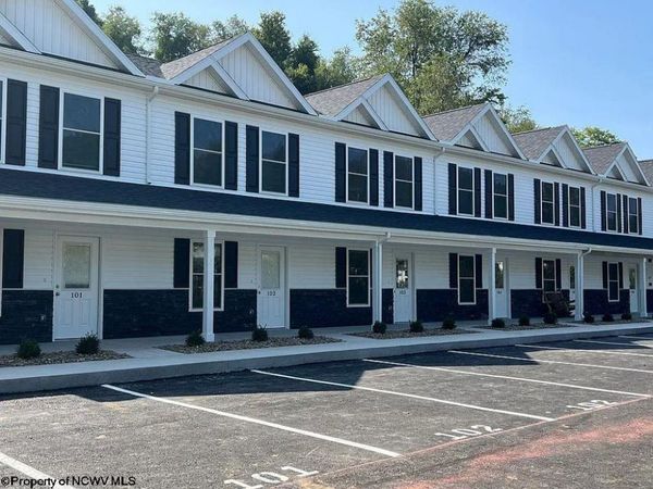 621 Clarksburg Road, Buckhannon, WV 26201