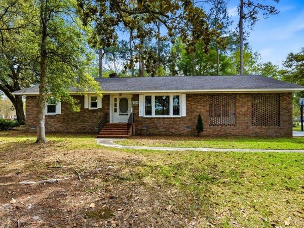 209 Sherwood Dr. , Conway, SC 29526