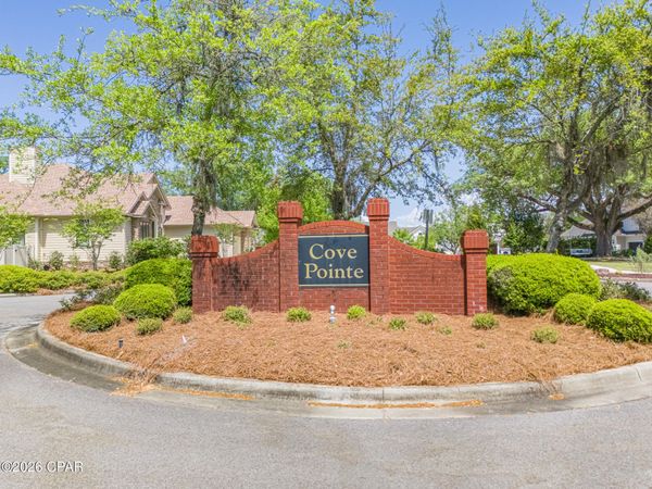 1150 Cove Pointe Drive , Panama City, FL 32401
