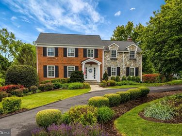 911 RAIL COURT, MCLEAN, VA 22102
