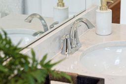 1044 Oyster Drill Drive photo 4