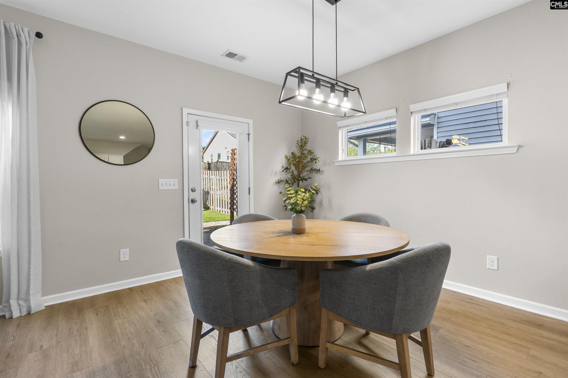 176 Bonhomme Circle Photo 10