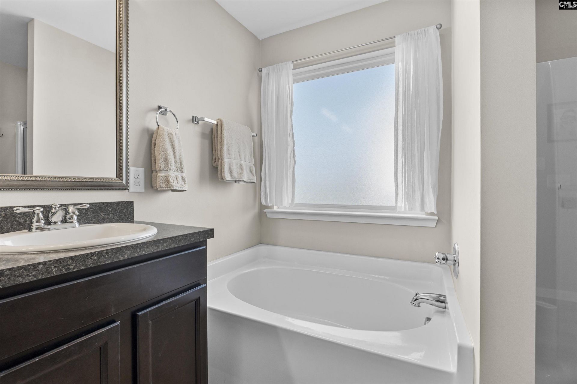 176 Bonhomme Circle Photo 16