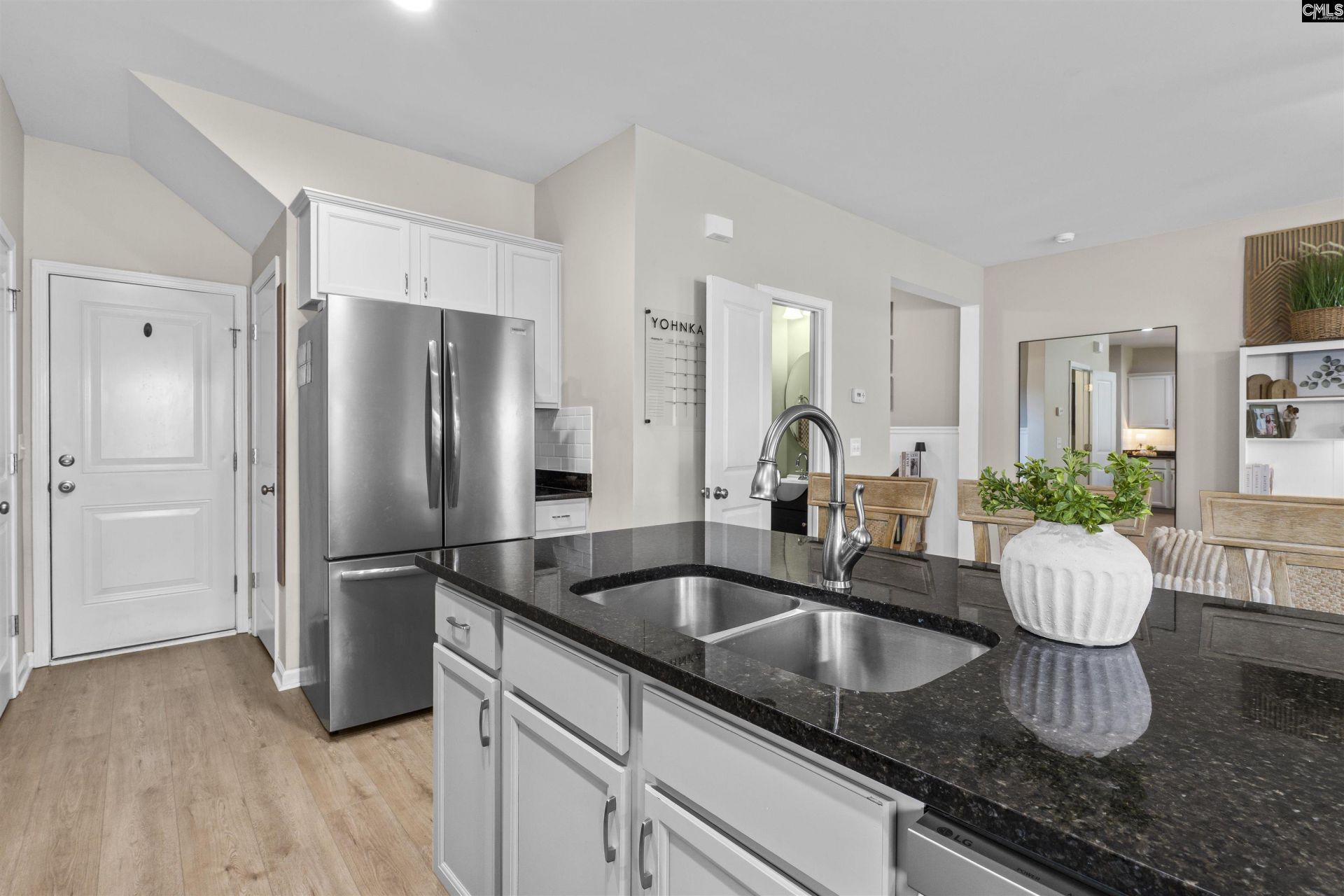 176 Bonhomme Circle Photo 8