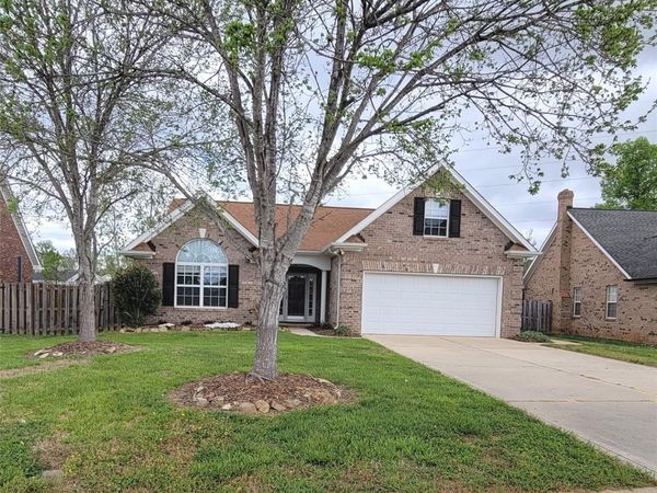 3327 Flagler Circle, Midland, NC 28107