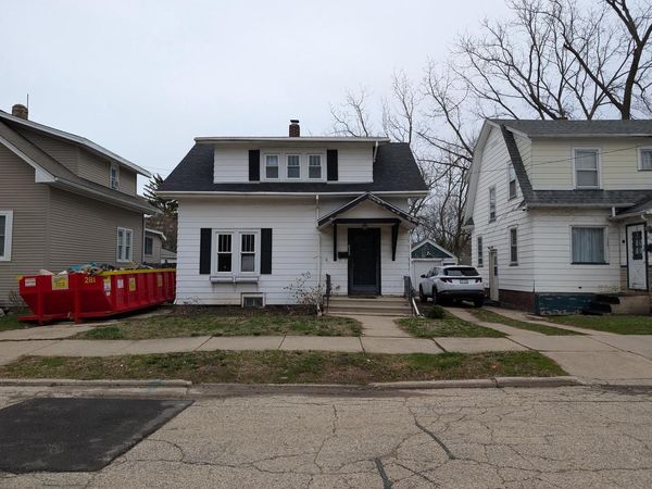 6223 37th AVENUE, Kenosha, WI 53142