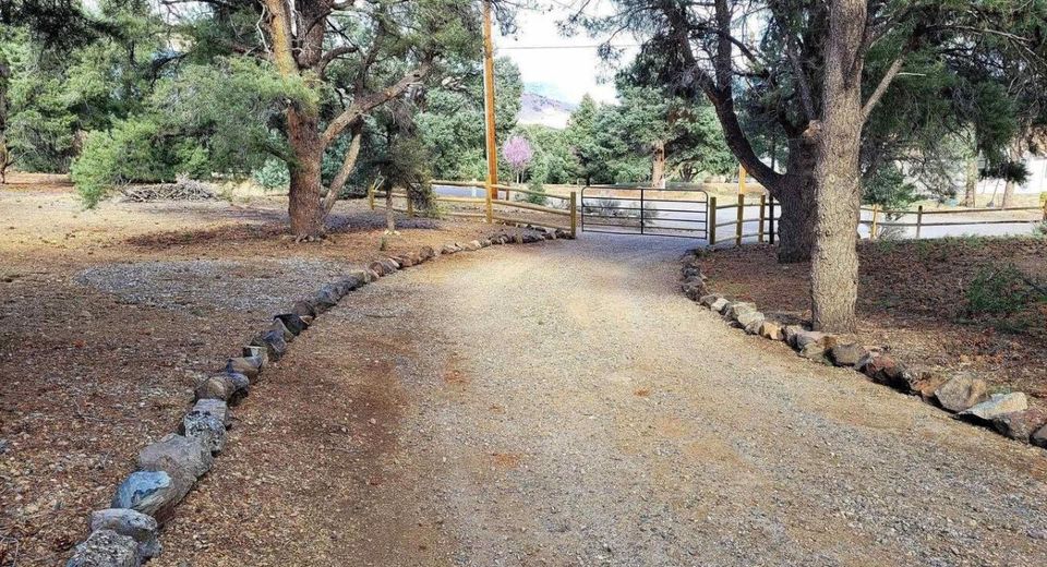 3246 Highland Way, Gardnerville, NV 89410 Photo