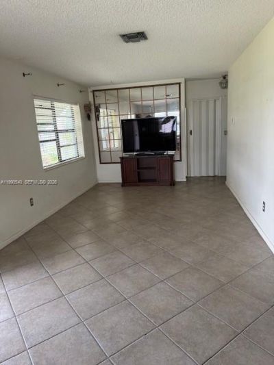 1570 NE 15th St, Homestead, FL 33033 Photo