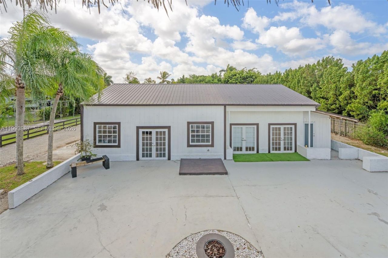 18360 SW 224th St, Miami, FL 33170 Photo