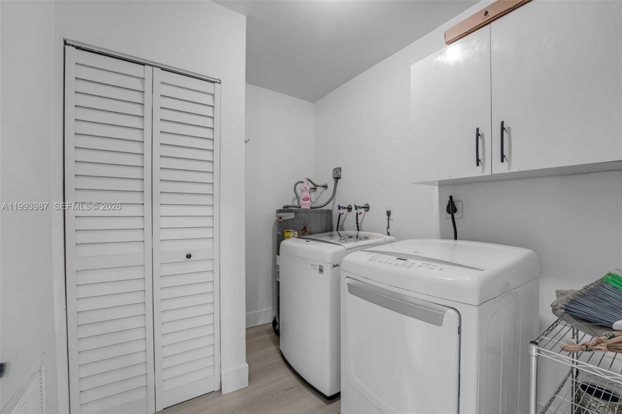 18360 SW 224th St, Miami, FL 33170 Photo