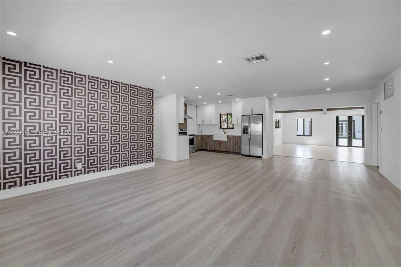 18360 SW 224th St, Miami, FL 33170 Photo