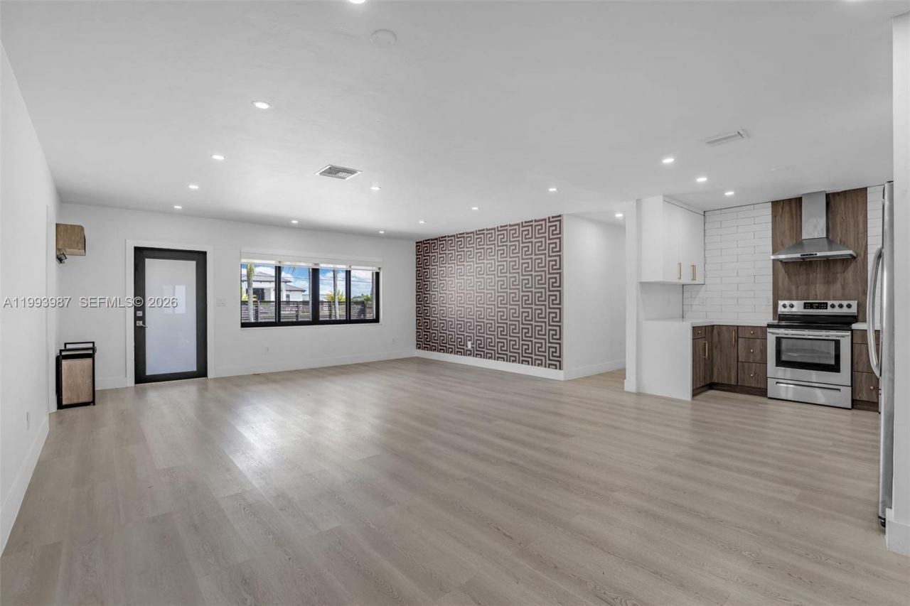 18360 SW 224th St, Miami, FL 33170 Photo