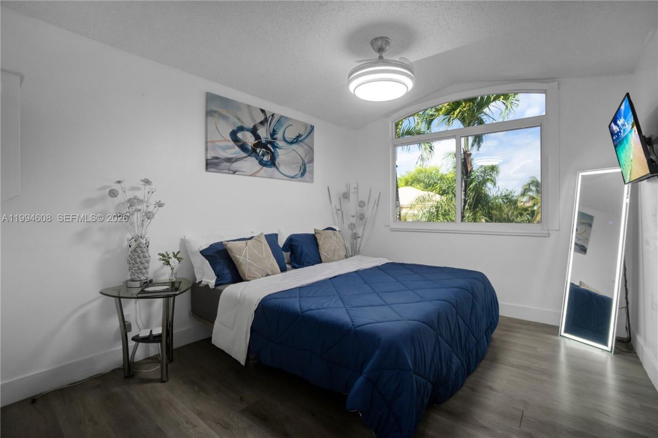 612 SW 179th Ave, Pembroke Pines, FL 33029 Photo