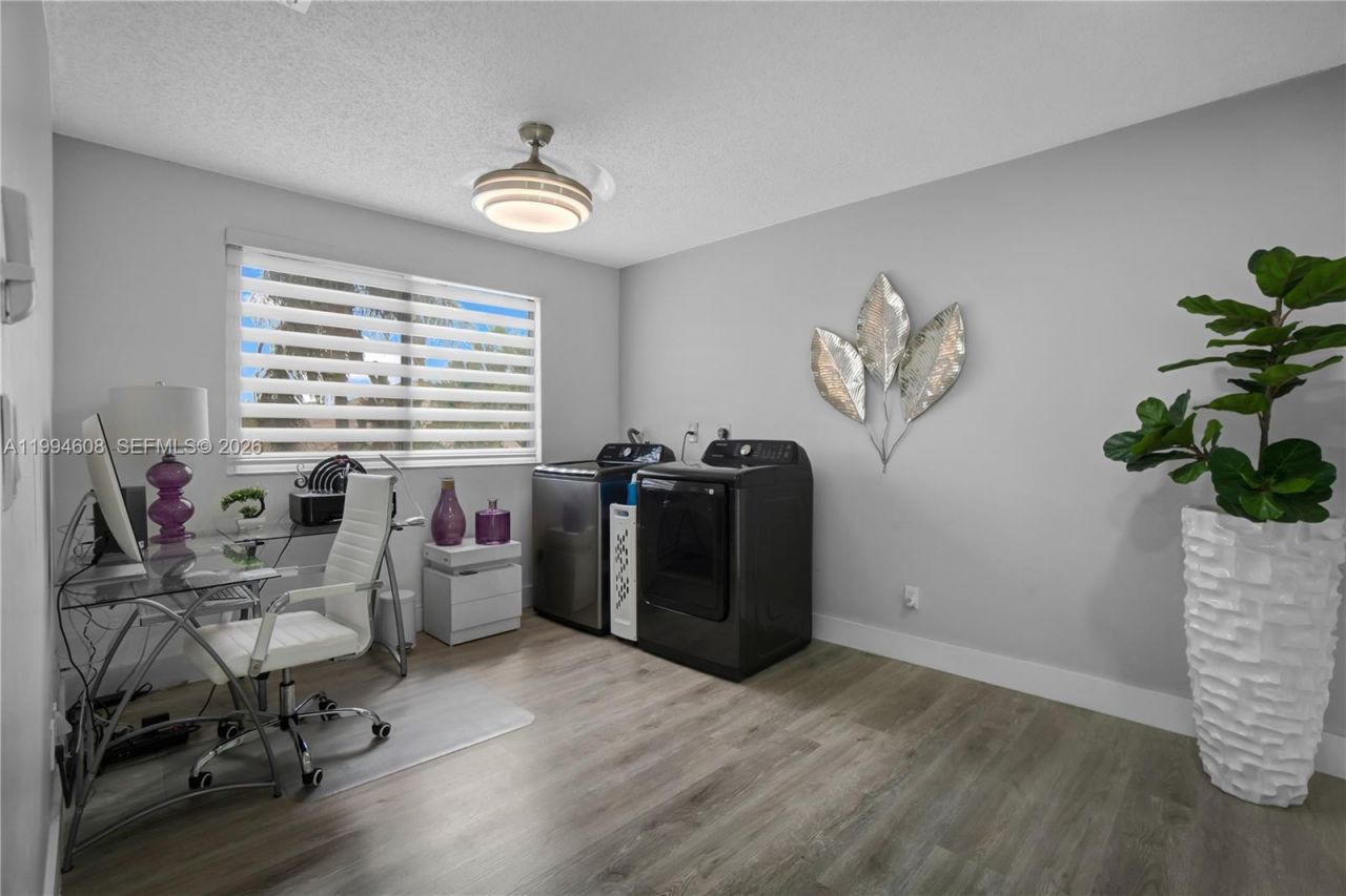 612 SW 179th Ave, Pembroke Pines, FL 33029 Photo