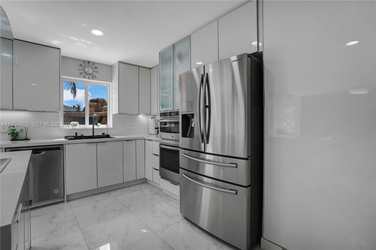 612 SW 179th Ave, Pembroke Pines, FL 33029 Photo