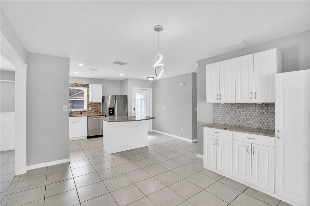 2255 15th Avenue Sw, Vero Beach, FL 32962 Photo