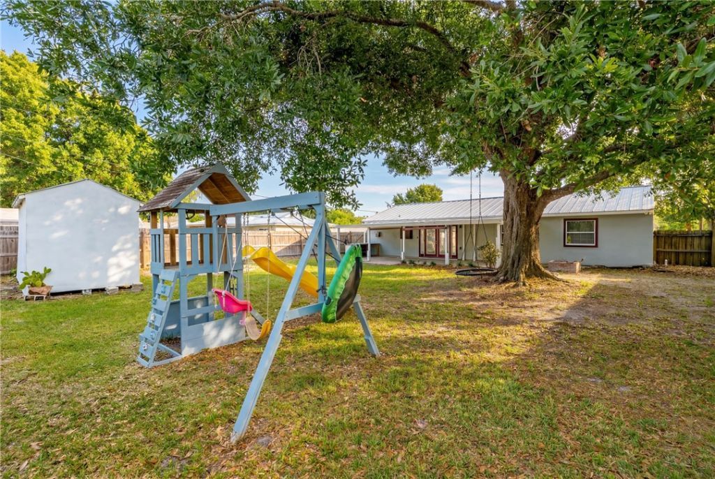 2255 15th Avenue Sw, Vero Beach, FL 32962 Photo