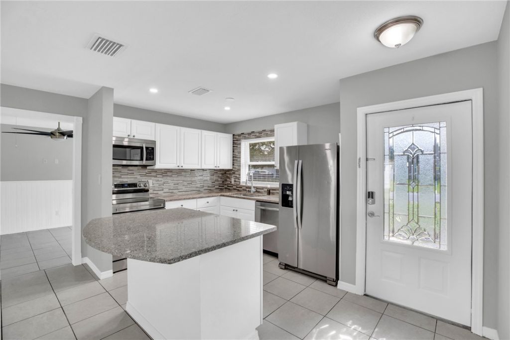 2255 15th Avenue Sw, Vero Beach, FL 32962 Photo