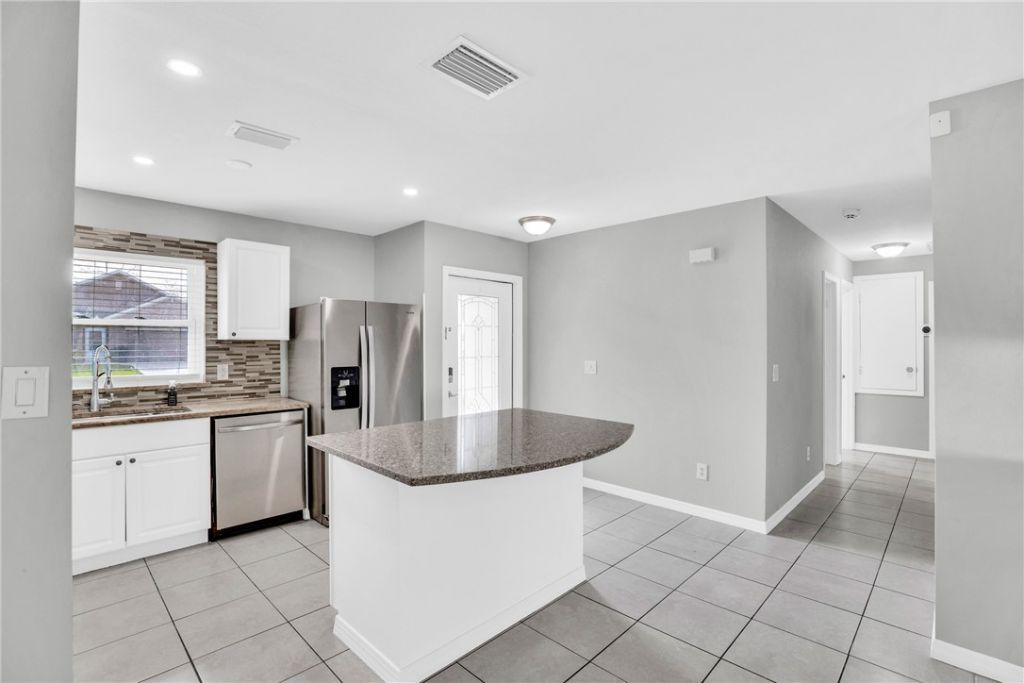 2255 15th Avenue Sw, Vero Beach, FL 32962 Photo