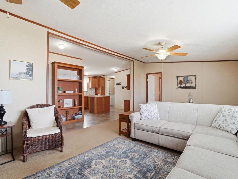 1100 Thornwood Drive SW, Unit 1007, Heath, OH 43056 Photo 13