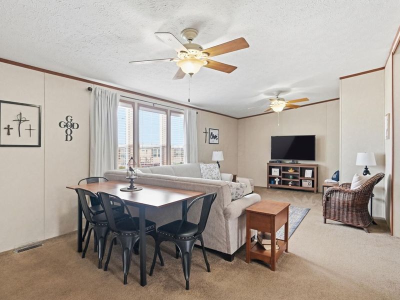 1100 Thornwood Drive SW, Unit 1007, Heath, OH 43056 Photo 14