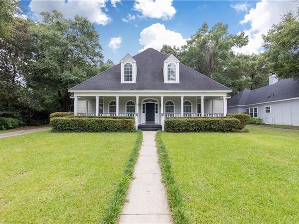 6005 Sturbridge Drive , Mobile, AL 36609