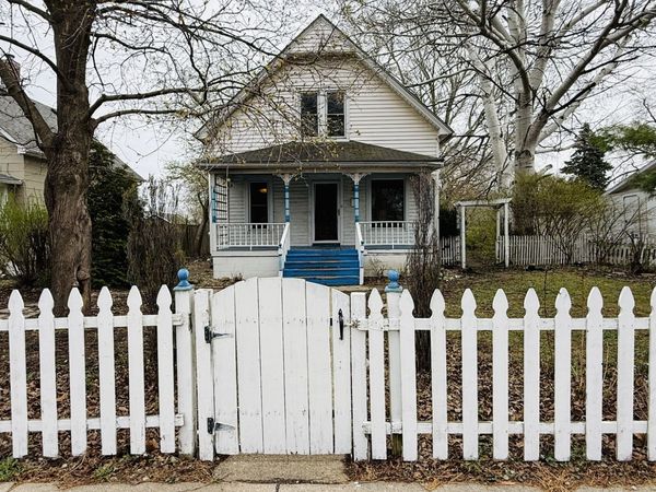 312 N Chicago Street , Dwight, IL 60420