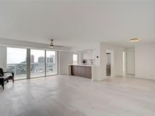 2841 N Ocean Boulevard, Unit 1901, Fort Lauderdale, FL 33308