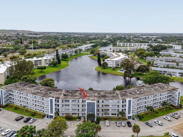 2010 N Farnham N, Deerfield Beach, FL 33442