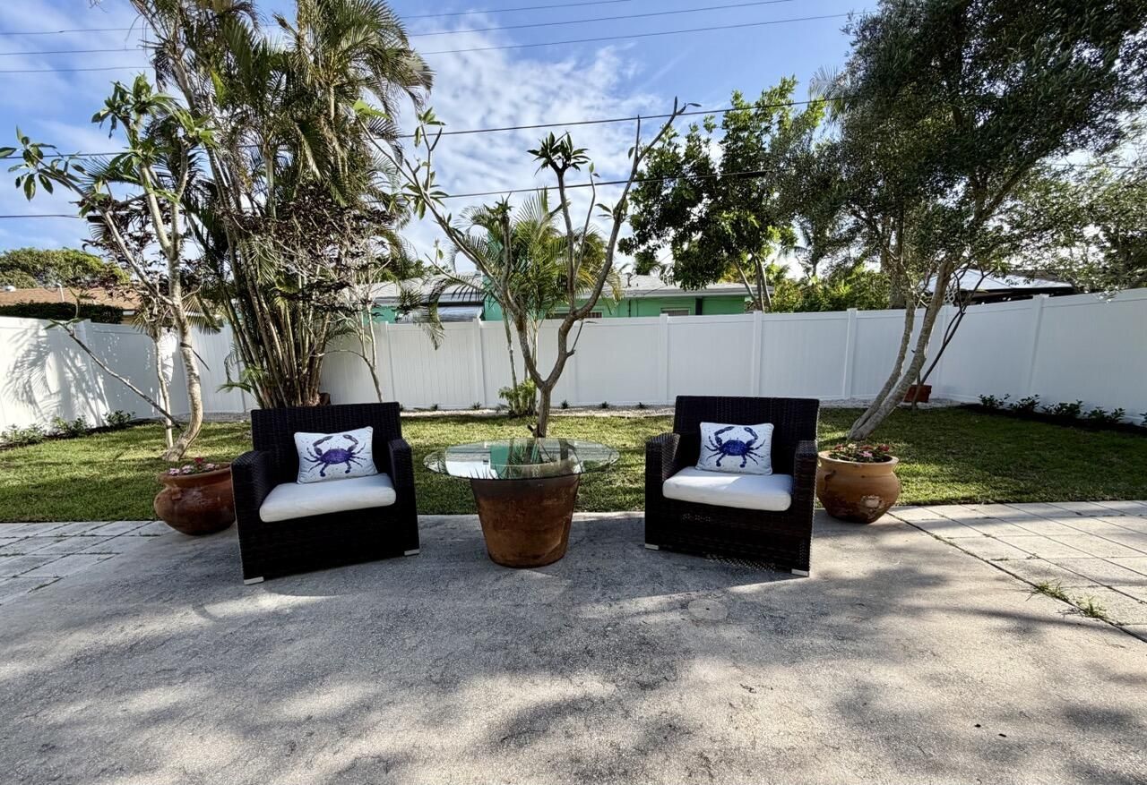 321 Princeton Drive, Lake Worth Beach, FL 33460 Photo