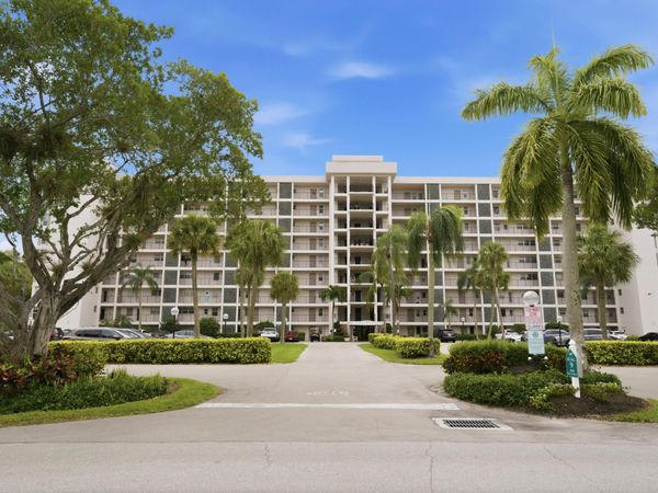 3100 N Palm Aire Drive, Unit 208, Pompano Beach, FL 33069