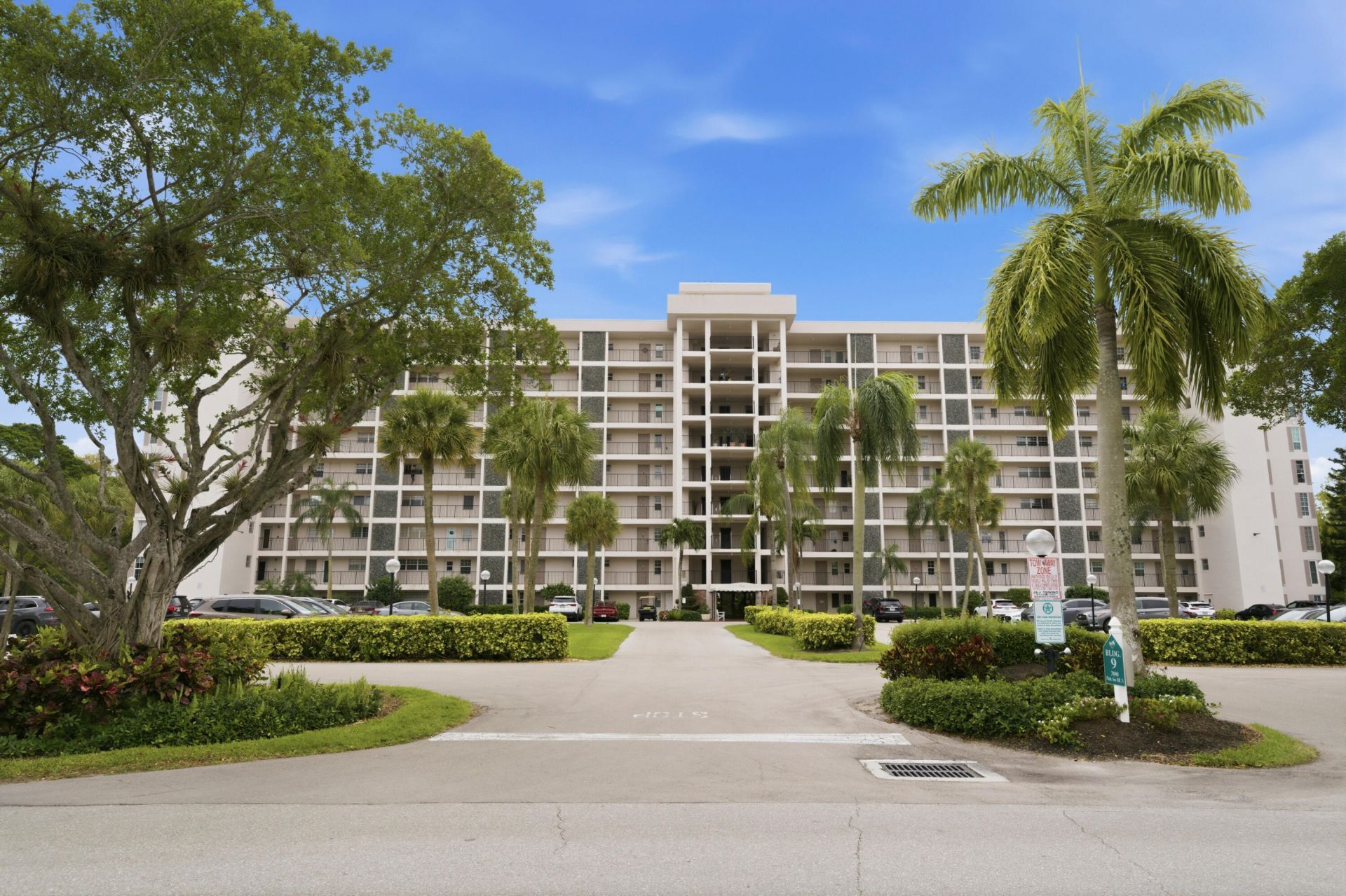 3100 N Palm Aire Drive, Unit 208, Pompano Beach, FL 33069 Photo