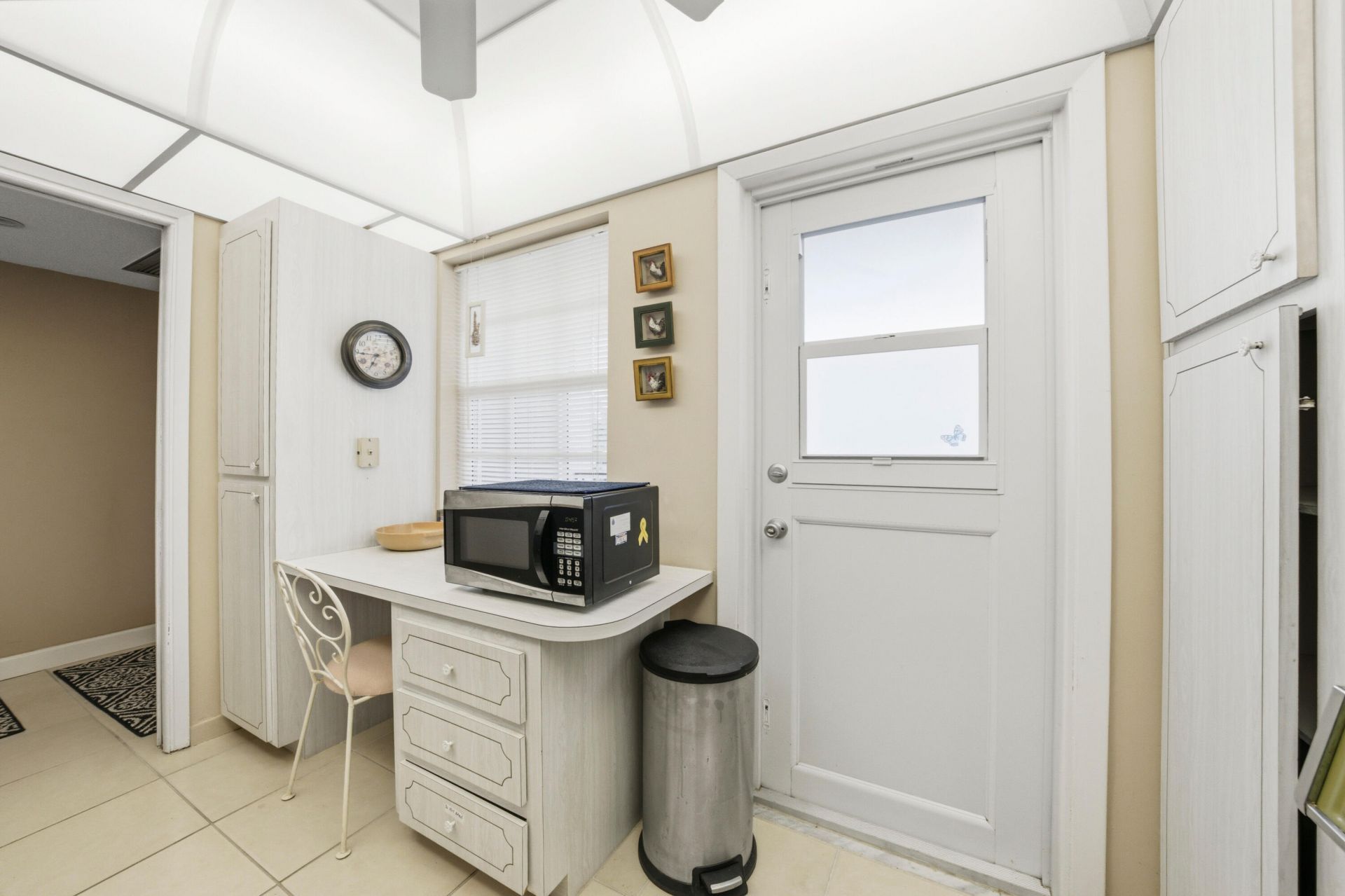 3100 N Palm Aire Drive, Unit 208, Pompano Beach, FL 33069 Photo