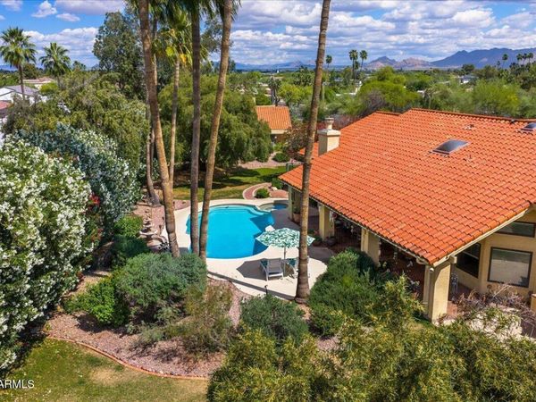 9790 N Invergordon Road, Paradise Valley, AZ 85253