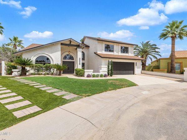 5526 E TERRY Drive, Scottsdale, AZ 85254