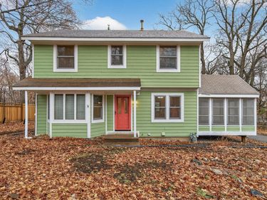 16940 12th Avenue N, Plymouth, MN 55447