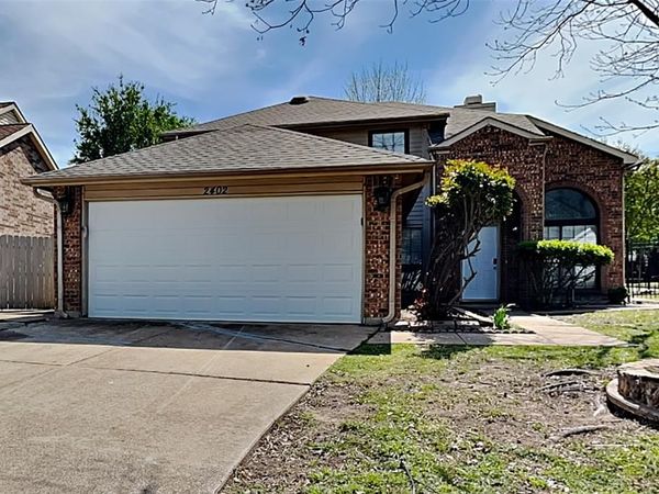 2402 Bennington Drive, Arlington, TX 76018