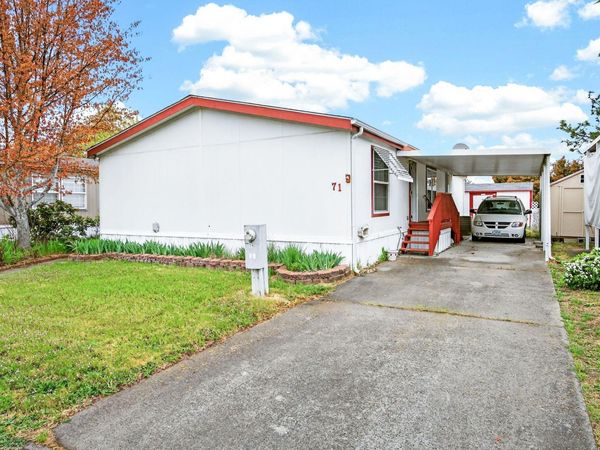 6850 Downing Road, Unit SPC 71, Central Point, OR 97502