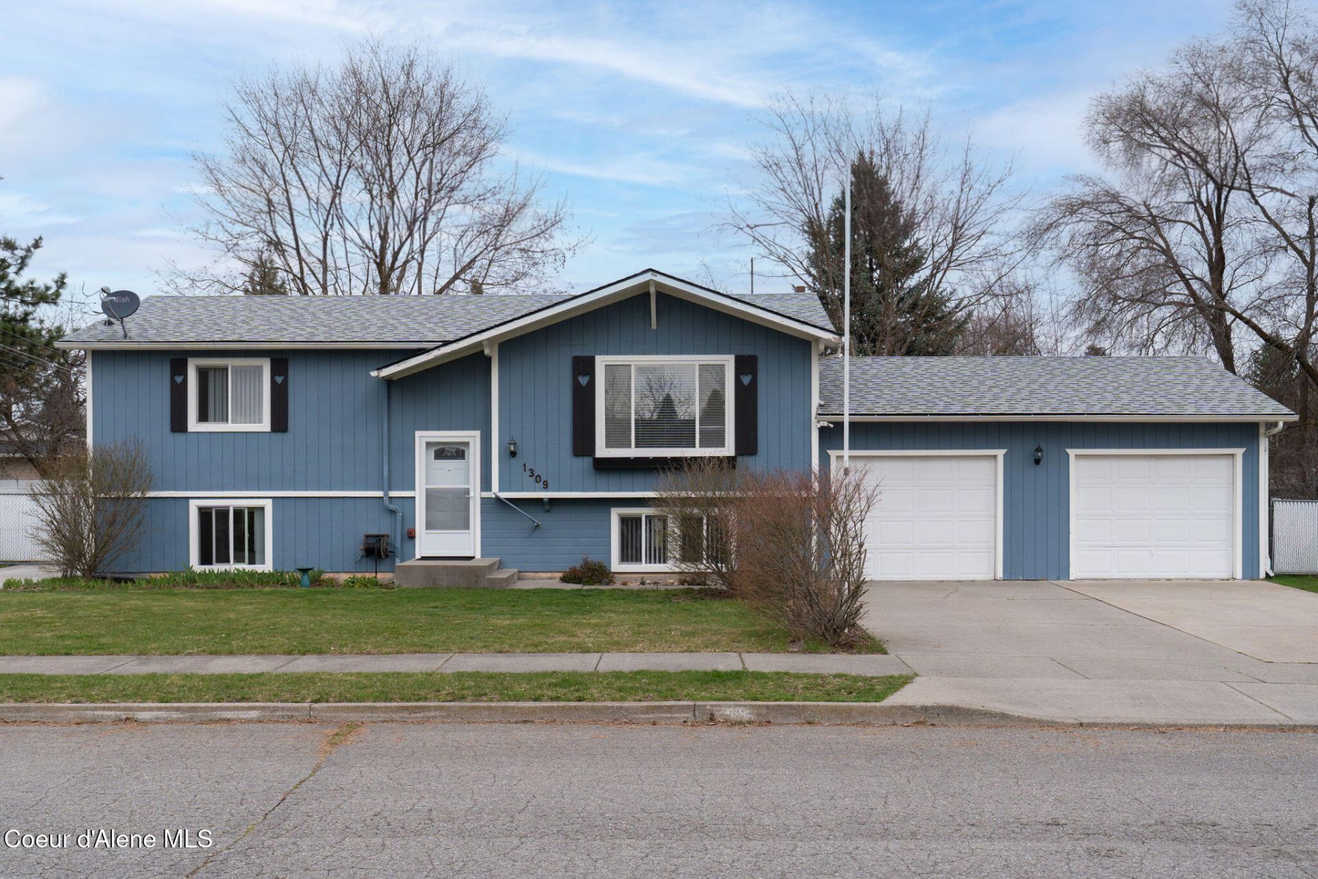 1309 E Homestead Ave, Coeur d Alene, ID 83814 Main Photo