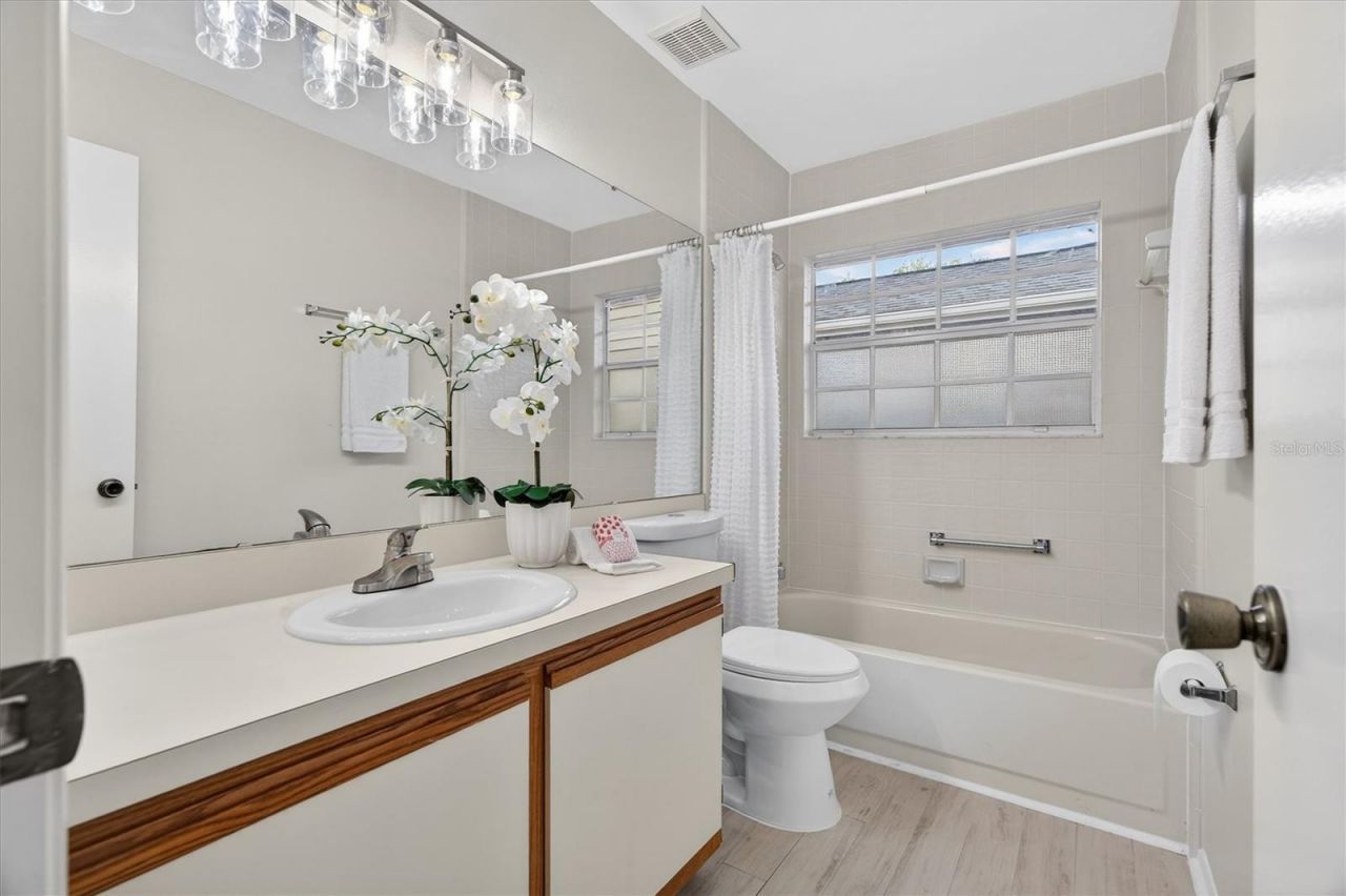 630 Maple Oak Circle, Unit 102, Altamonte Springs, FL 32701 Photo