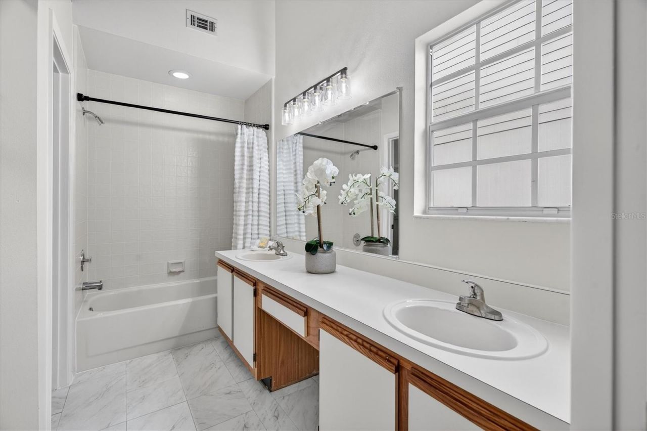 630 Maple Oak Circle, Unit 102, Altamonte Springs, FL 32701 Photo