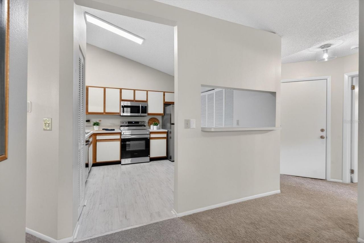 630 Maple Oak Circle, Unit 102, Altamonte Springs, FL 32701 Photo