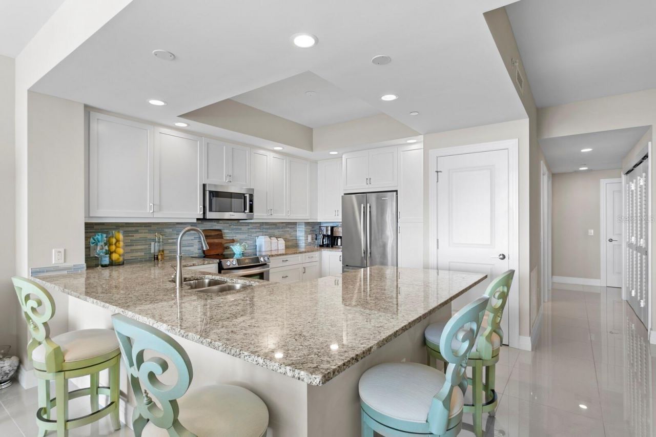 1325 Snell Isle Boulevard Ne, Unit 709, Saint Petersburg, FL 33704 Photo