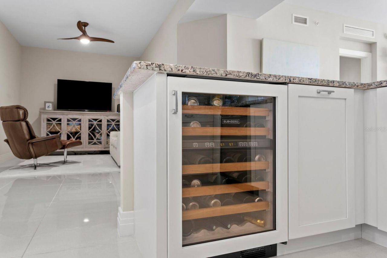 1325 Snell Isle Boulevard Ne, Unit 709, Saint Petersburg, FL 33704 Photo