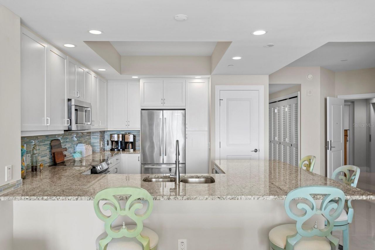 1325 Snell Isle Boulevard Ne, Unit 709, Saint Petersburg, FL 33704 Photo