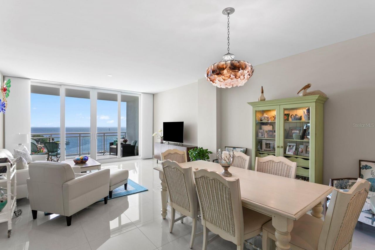 1325 Snell Isle Boulevard Ne, Unit 709, Saint Petersburg, FL 33704 Photo