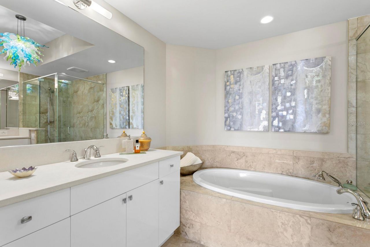 1325 Snell Isle Boulevard Ne, Unit 709, Saint Petersburg, FL 33704 Photo