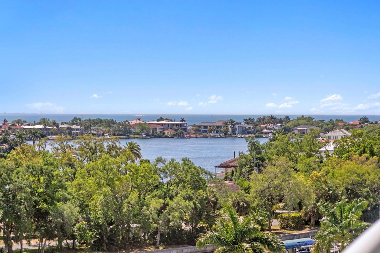 1325 Snell Isle Boulevard Ne, Unit 709, Saint Petersburg, FL 33704 Photo