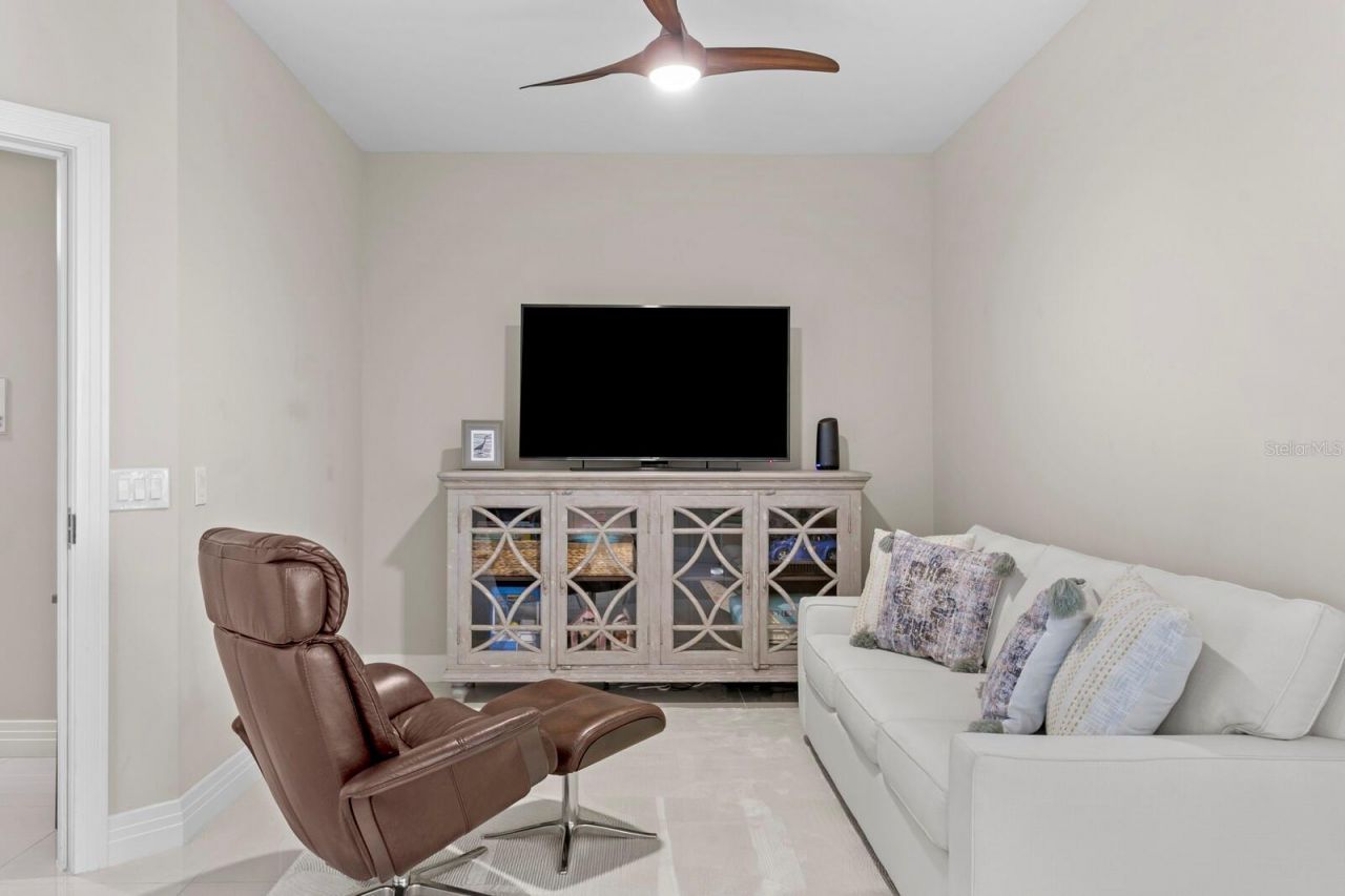 1325 Snell Isle Boulevard Ne, Unit 709, Saint Petersburg, FL 33704 Photo