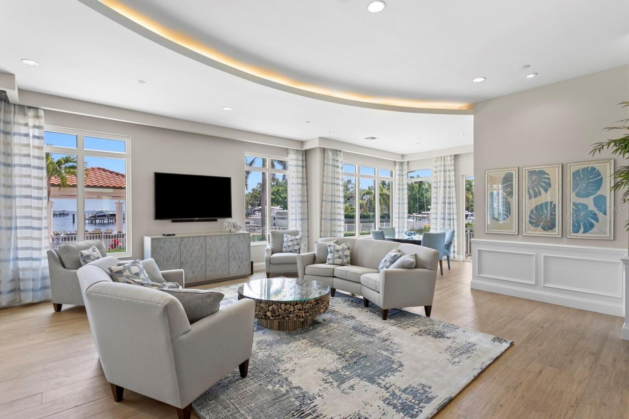 1325 Snell Isle Boulevard Ne, Unit 709, Saint Petersburg, FL 33704 Photo